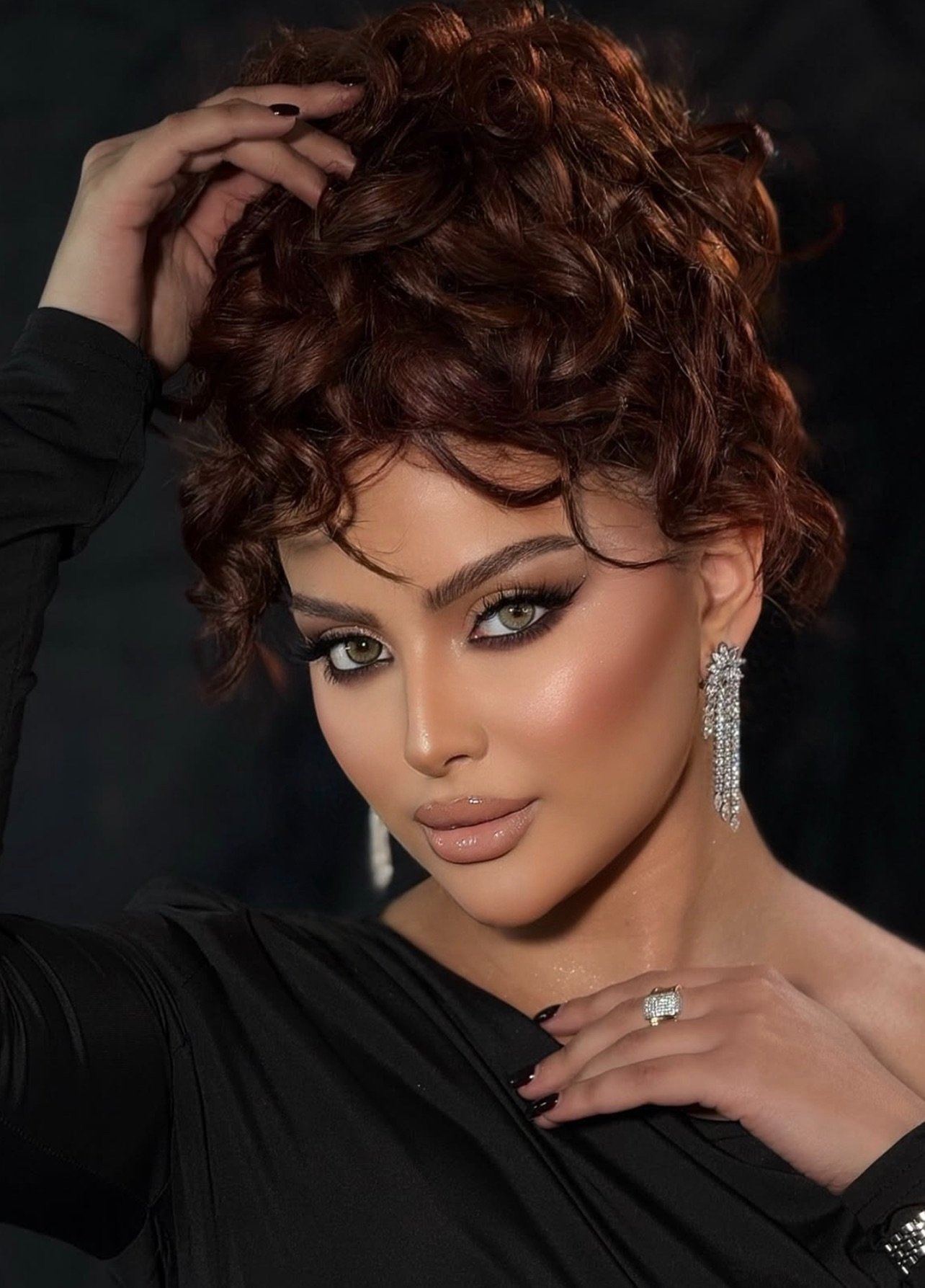 عدسات تكبير العين